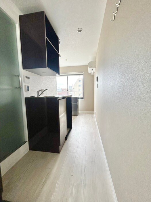 物件内観写真5　(廊下)