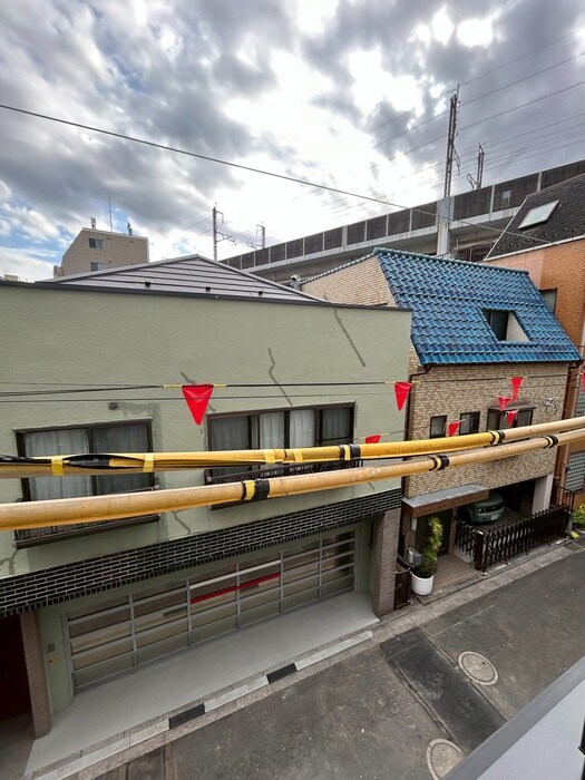 物件内観写真14　(室内からの展望)