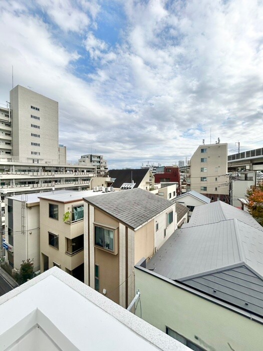 物件内観写真15　(室内からの展望)