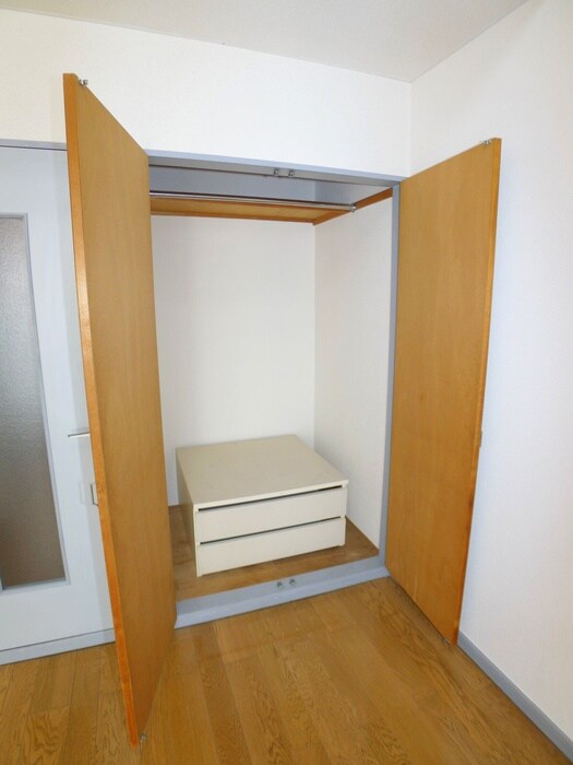 物件内観写真10　(収納)