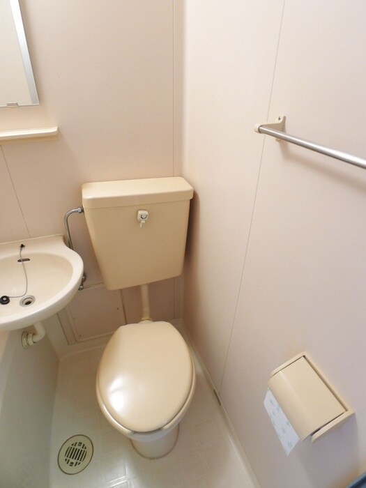 物件内観写真15　(トイレ)