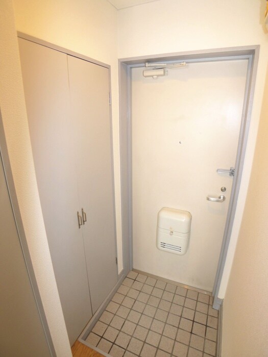 物件内観写真18　(靴箱)