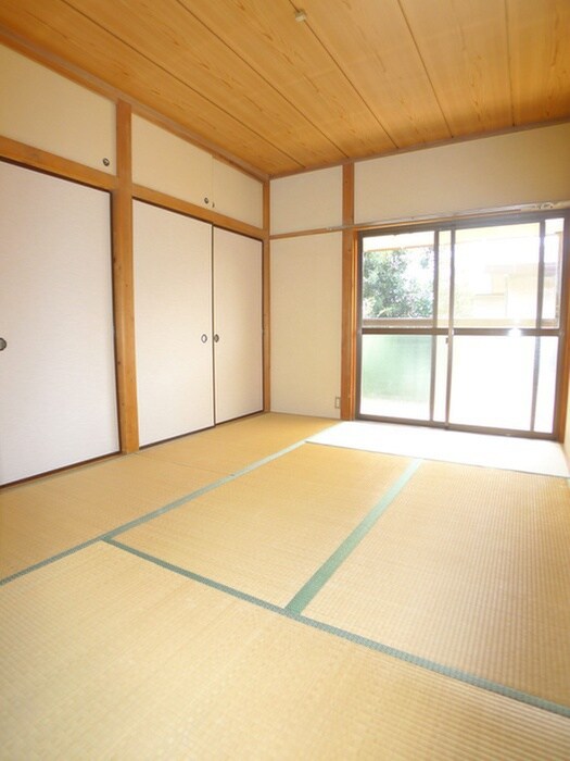 物件内観写真12　(居室)