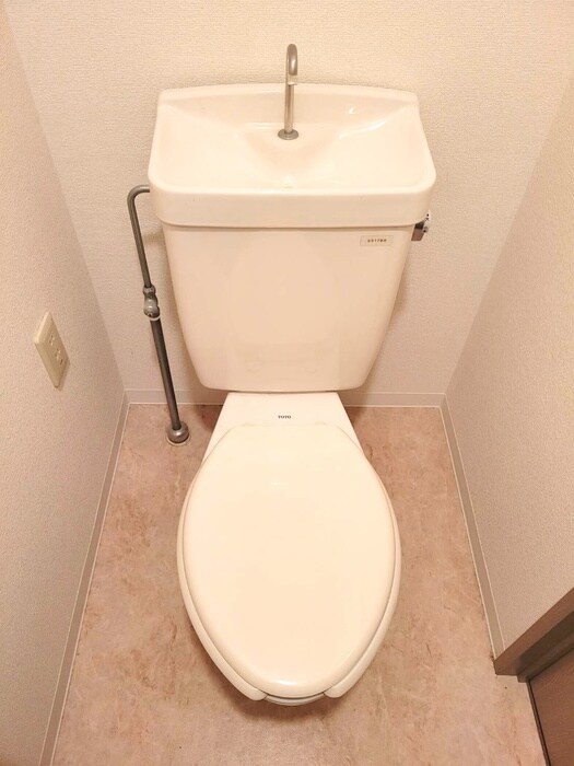 物件内観写真13　(トイレ)