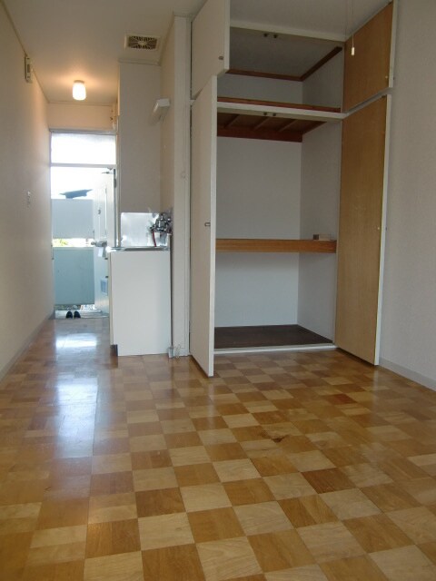 物件内観写真8　(内観写真)