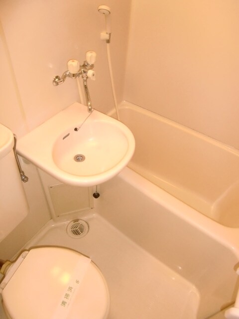 物件内観写真10　(バス／シャワールーム等)