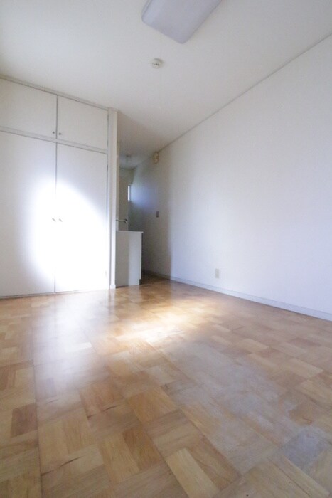 物件内観写真10　(居室)