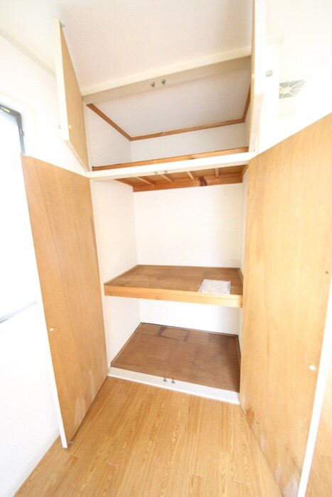 物件内観写真10　(収納)