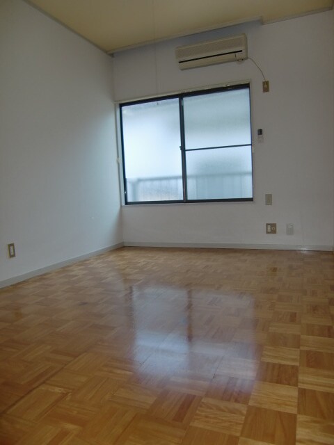 物件内観写真11　(居室)