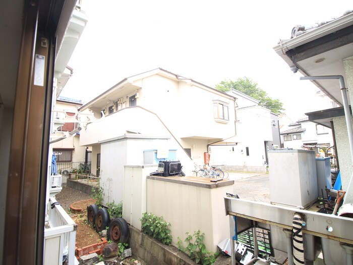 物件内観写真11　(室内からの展望)