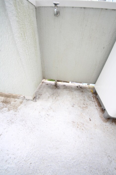 物件内観写真14　(洗濯機置場)