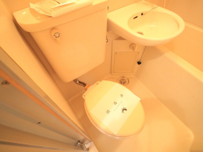 物件内観写真15　(トイレ)