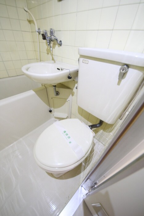 物件内観写真15　(トイレ)