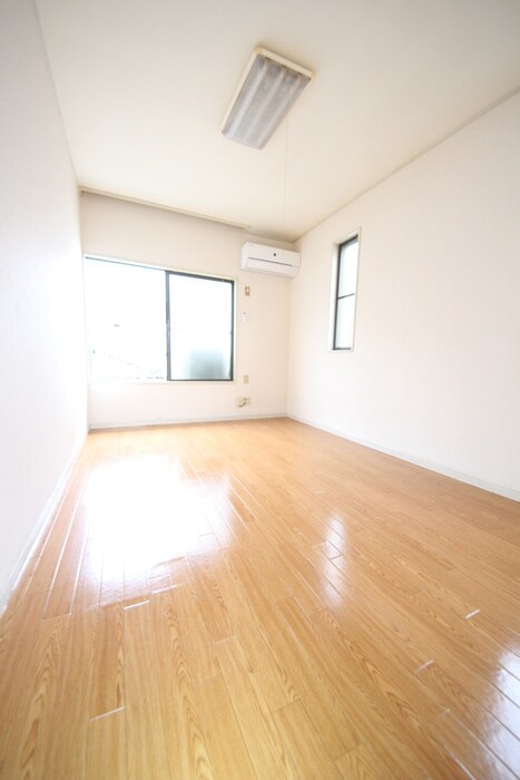 物件内観写真18　(居室)