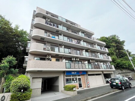 ボンノール新大津（３０２）外観写真