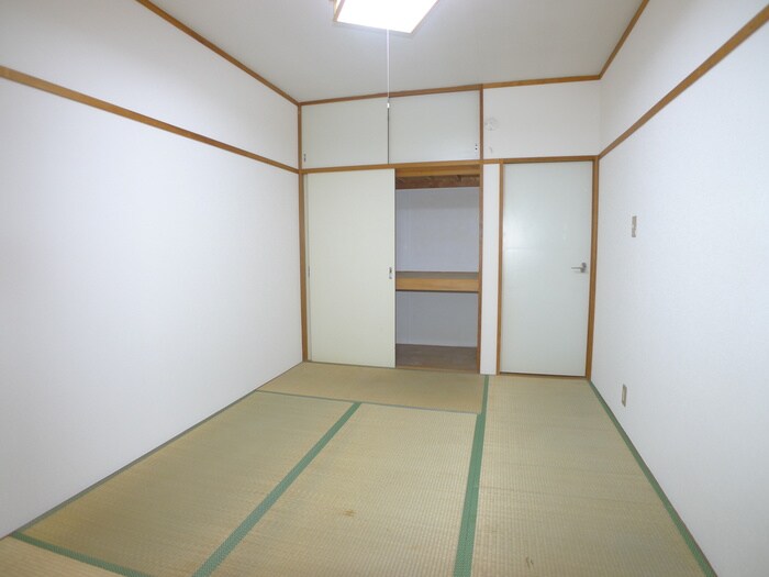 物件内観写真11　(居室)