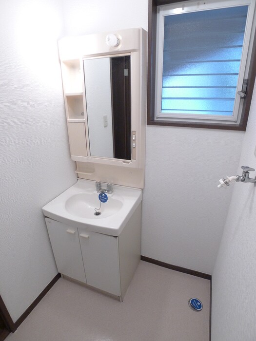 物件内観写真16　(洗面)