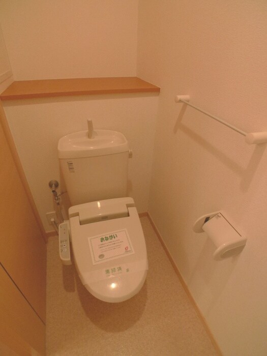 物件内観写真7　(トイレ)