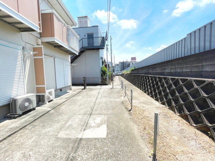 物件外観写真5　(周辺環境)