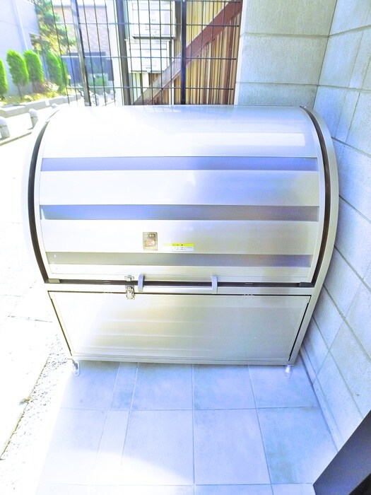 物件外観写真4　(建物設備)