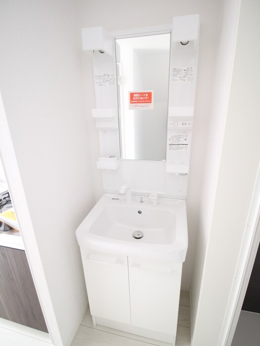 物件内観写真13　(洗面)