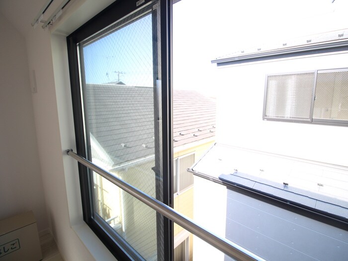 物件内観写真22　(室内からの展望)