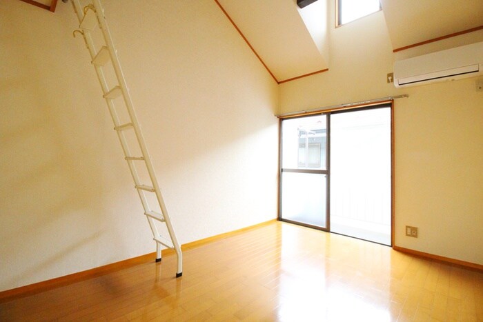 物件内観写真7　(居室)