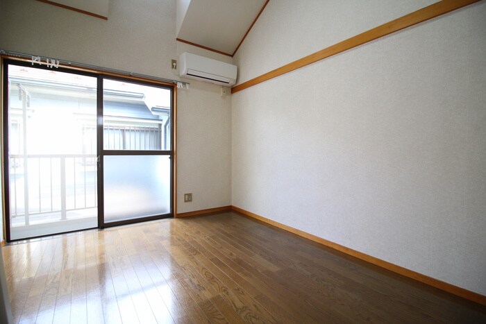 物件内観写真9　(居室)