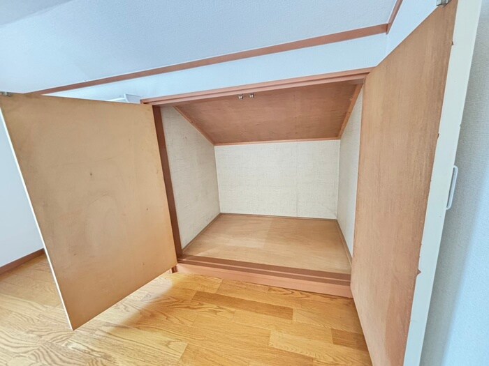 物件内観写真18　(収納)