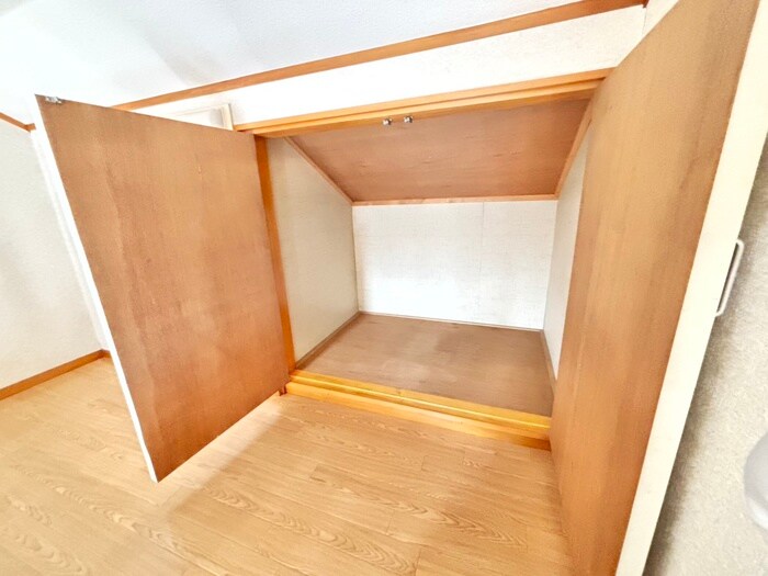 物件内観写真18　(収納)