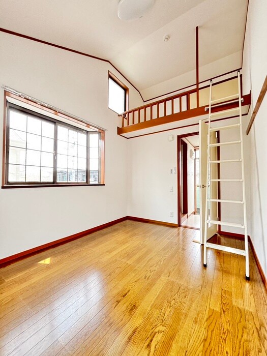 物件内観写真21　(居室)