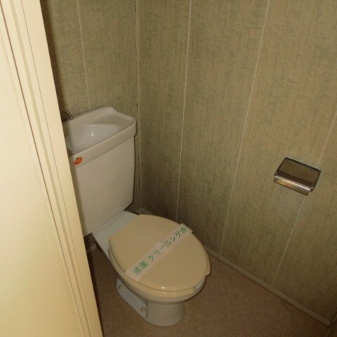 物件内観写真11　(トイレ)