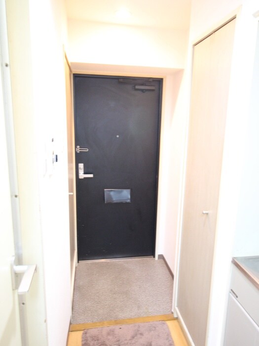 物件内観写真15　(玄関)