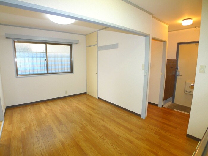 物件内観写真5　(居室)