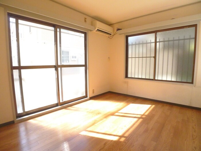 物件内観写真9　(居室)