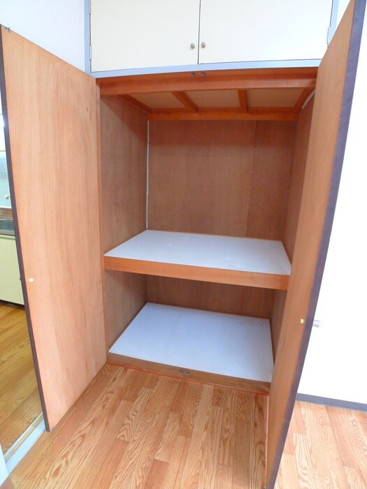 物件内観写真7　(収納)