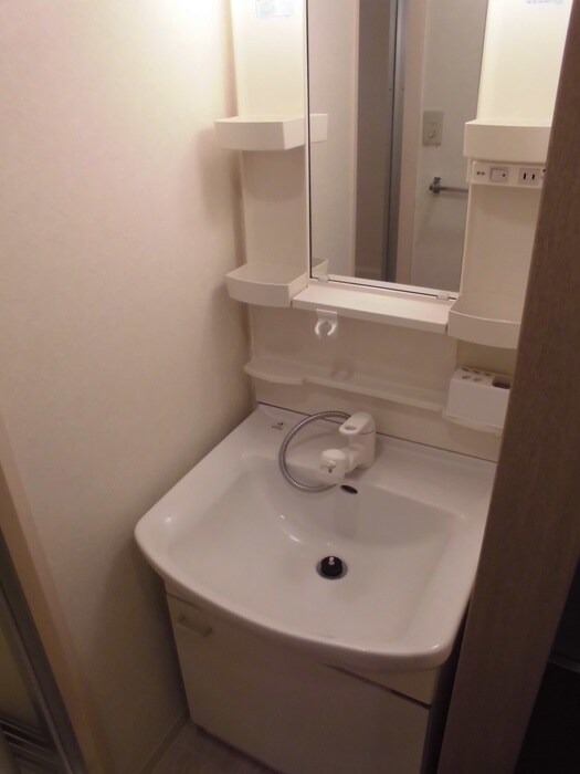 物件内観写真11　(洗面)