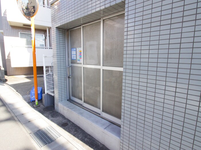 物件外観写真6　(建物設備)