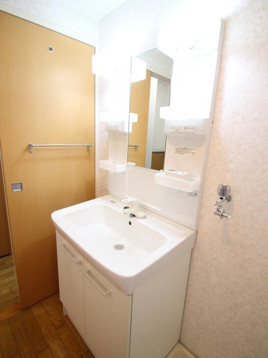 物件内観写真11　(洗面)