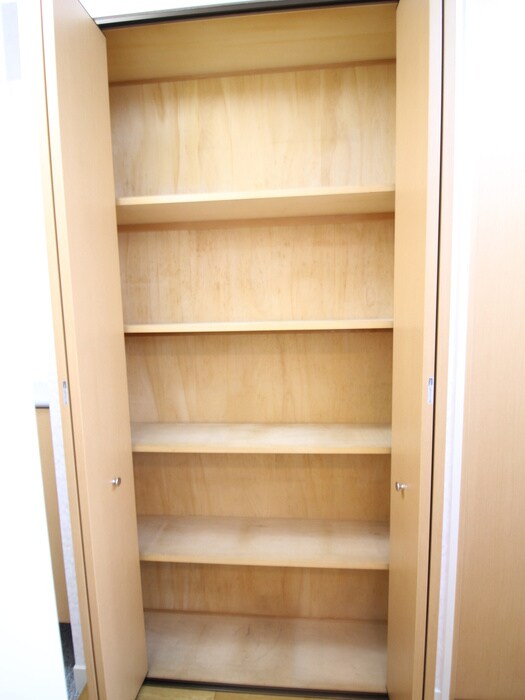 物件内観写真13　(収納)