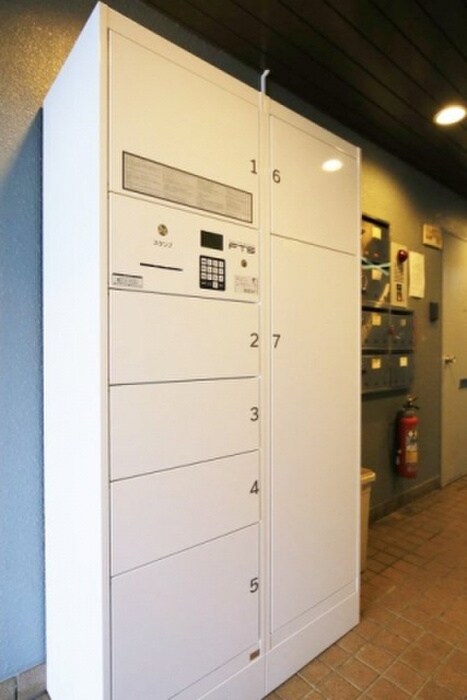 物件外観写真4　(建物設備)