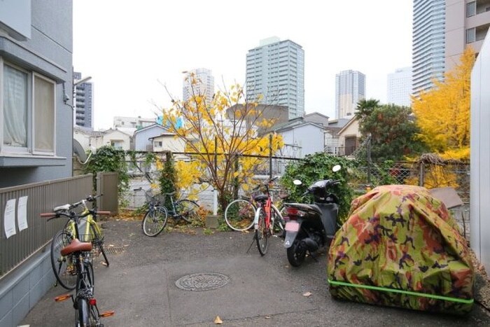 物件外観写真5　(駐輪場)
