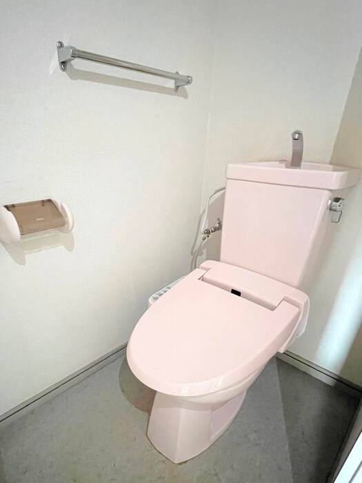 物件内観写真14　(トイレ)