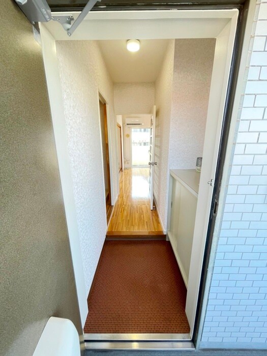 物件内観写真18　(廊下)