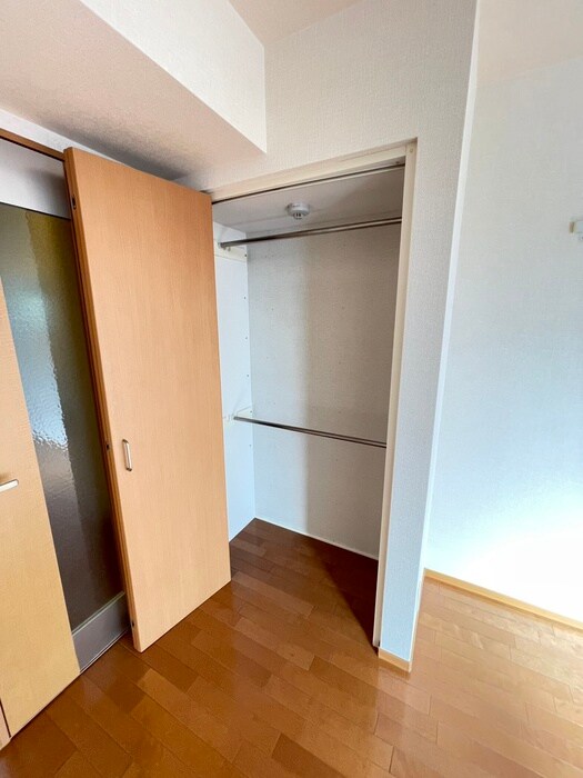 物件内観写真11　(収納)