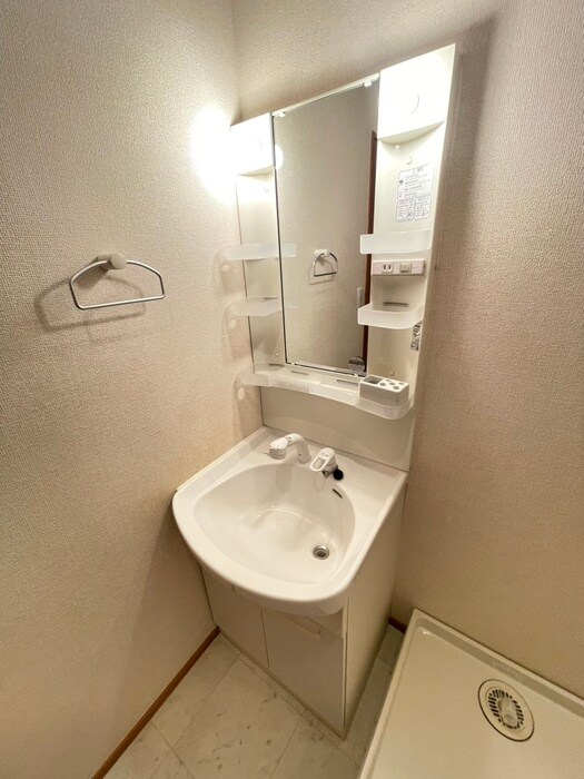 物件内観写真15　(洗面)