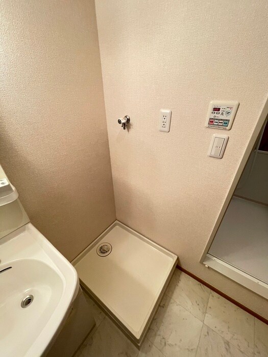 物件内観写真18　(洗面)