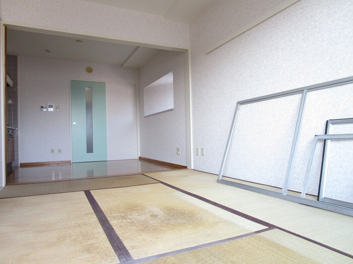 物件内観写真9　(居室)