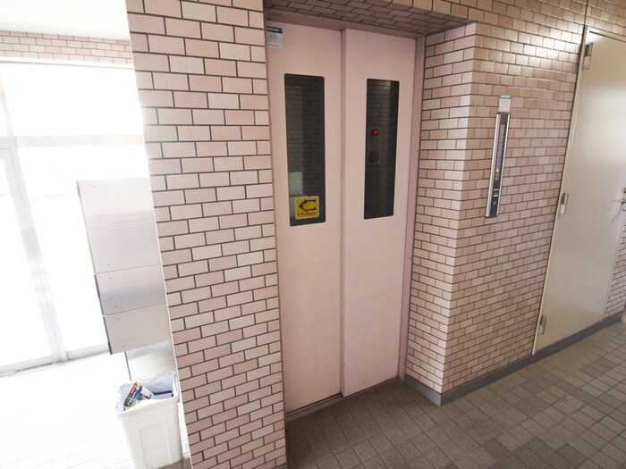 物件外観写真6　(建物設備)