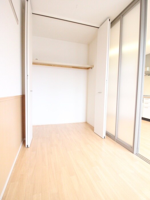 物件内観写真11　(収納)